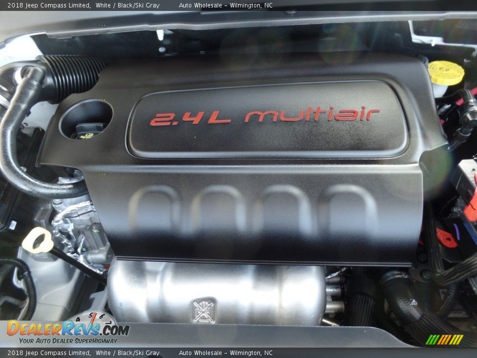 2018 Jeep Compass Limited White / Black/Ski Gray Photo #6