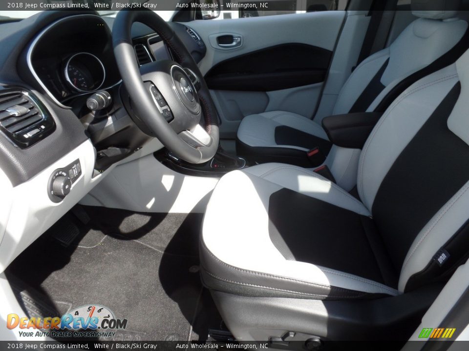 2018 Jeep Compass Limited White / Black/Ski Gray Photo #11