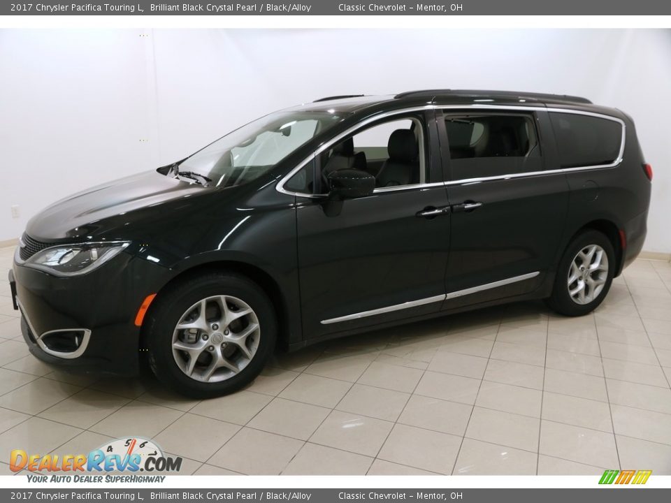 2017 Chrysler Pacifica Touring L Brilliant Black Crystal Pearl / Black/Alloy Photo #3