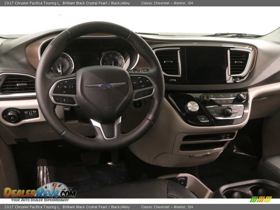 2017 Chrysler Pacifica Touring L Brilliant Black Crystal Pearl / Black/Alloy Photo #6
