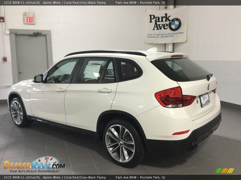 2015 BMW X1 xDrive28i Alpine White / Coral Red/Grey-Black Piping Photo #3