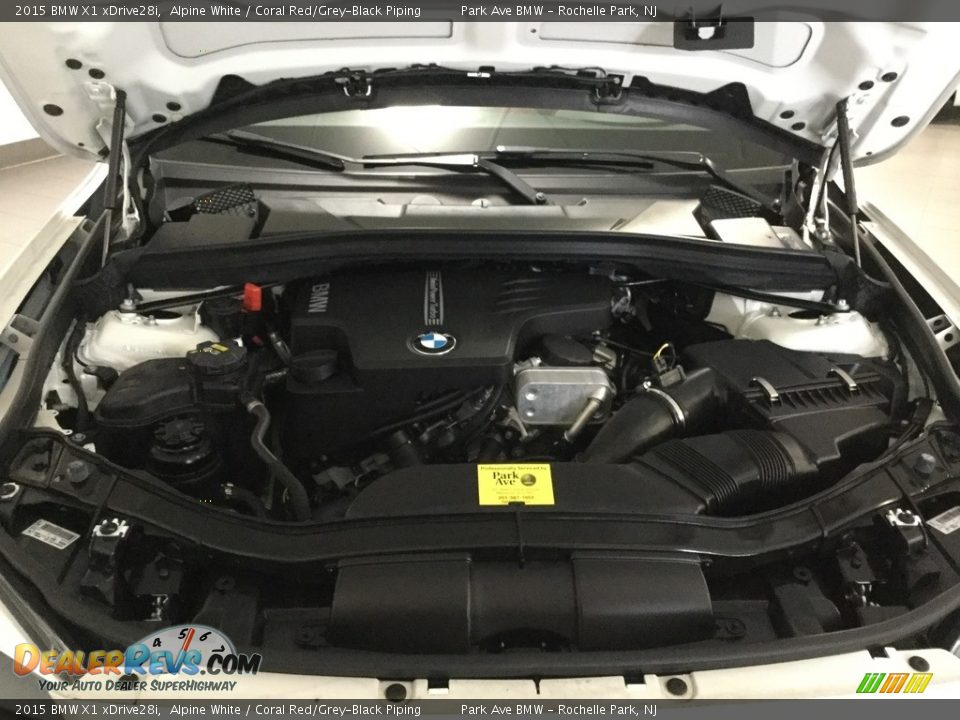 2015 BMW X1 xDrive28i Alpine White / Coral Red/Grey-Black Piping Photo #6