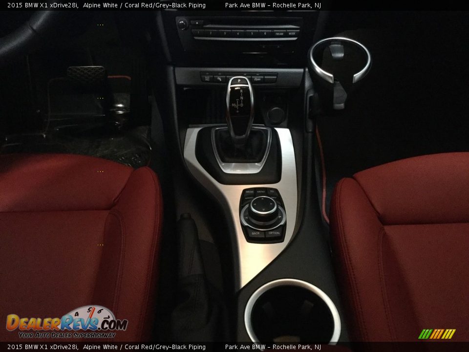 2015 BMW X1 xDrive28i Alpine White / Coral Red/Grey-Black Piping Photo #16