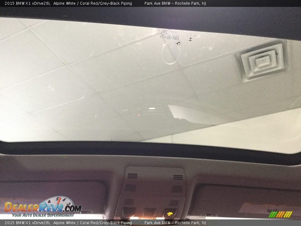 2015 BMW X1 xDrive28i Alpine White / Coral Red/Grey-Black Piping Photo #18