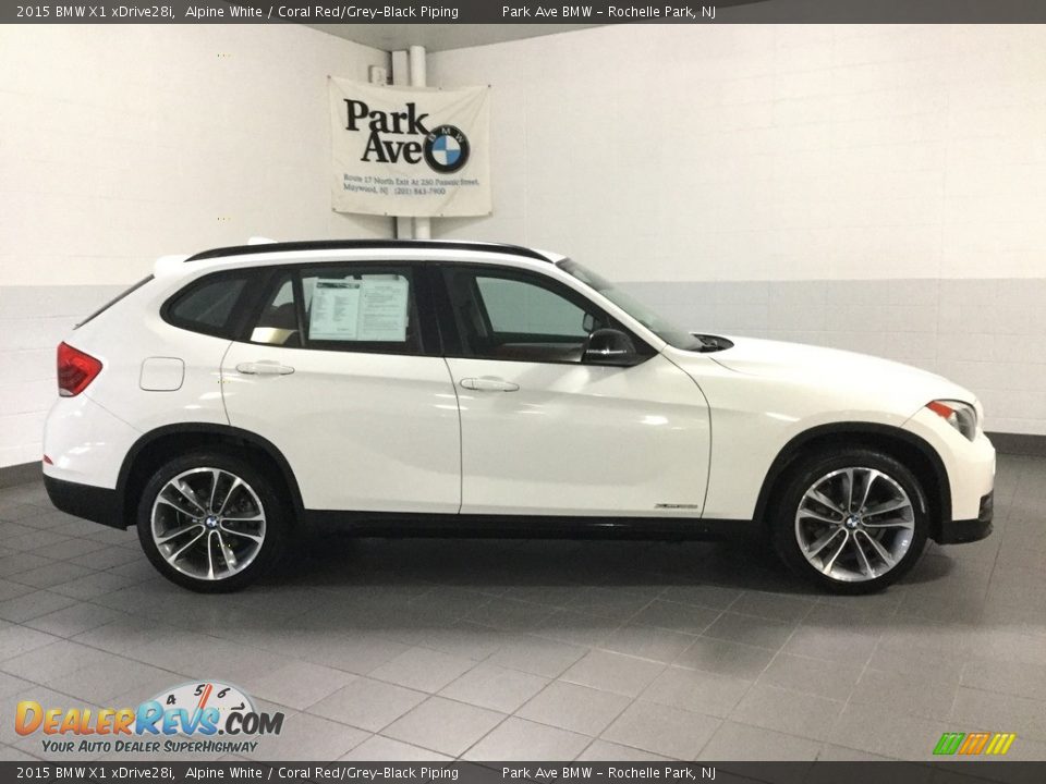 2015 BMW X1 xDrive28i Alpine White / Coral Red/Grey-Black Piping Photo #23