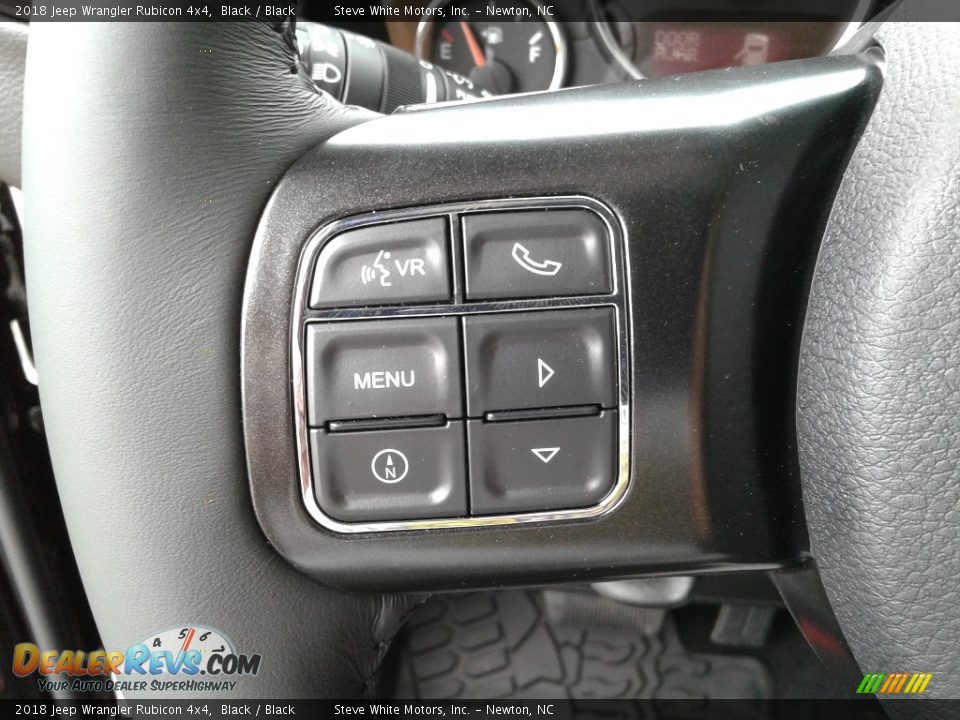 Controls of 2018 Jeep Wrangler Rubicon 4x4 Photo #17