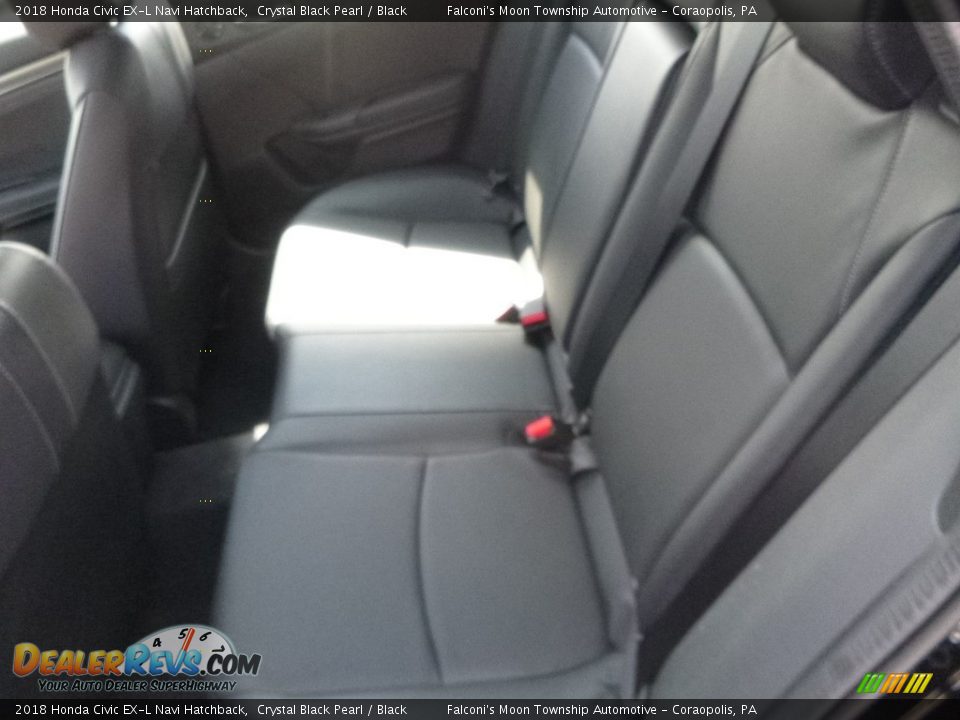 2018 Honda Civic EX-L Navi Hatchback Crystal Black Pearl / Black Photo #9