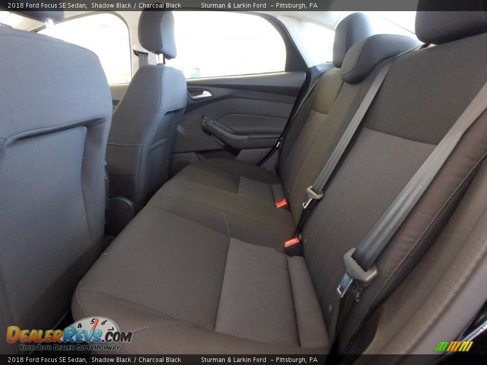 2018 Ford Focus SE Sedan Shadow Black / Charcoal Black Photo #7