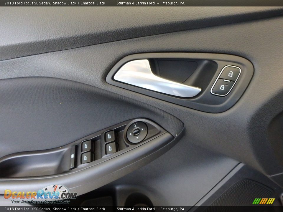 2018 Ford Focus SE Sedan Shadow Black / Charcoal Black Photo #9