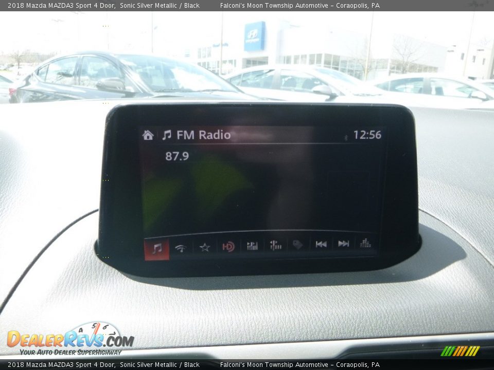 2018 Mazda MAZDA3 Sport 4 Door Sonic Silver Metallic / Black Photo #14