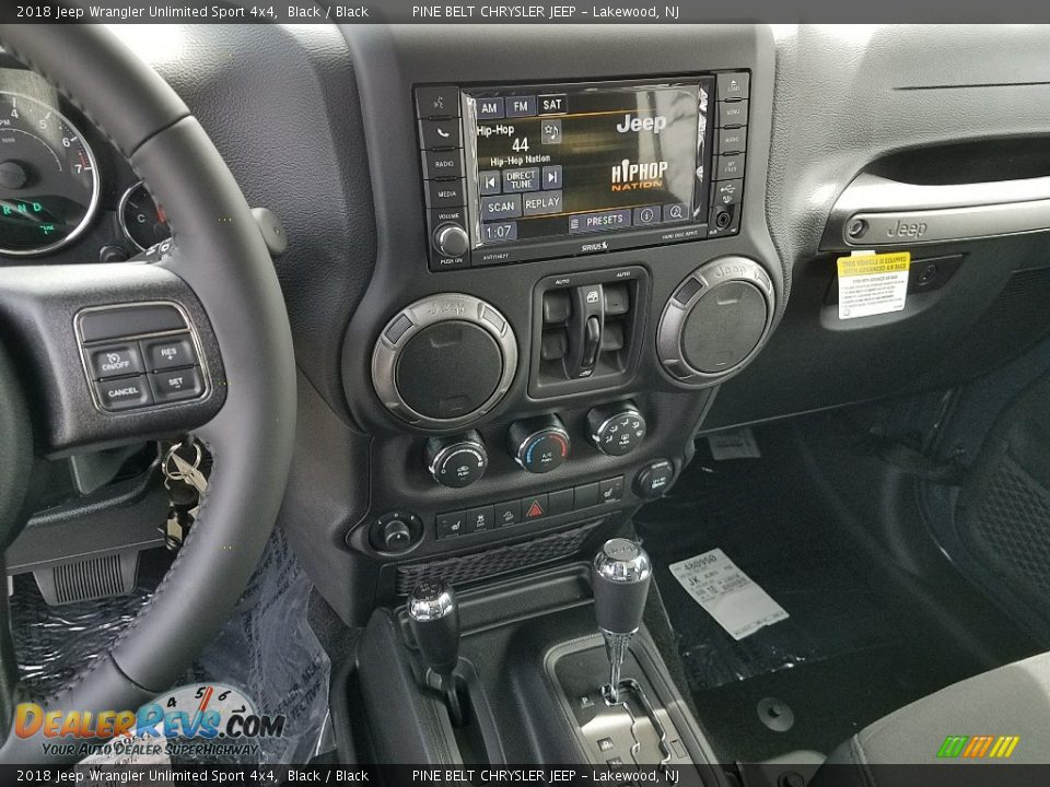 2018 Jeep Wrangler Unlimited Sport 4x4 Black / Black Photo #10