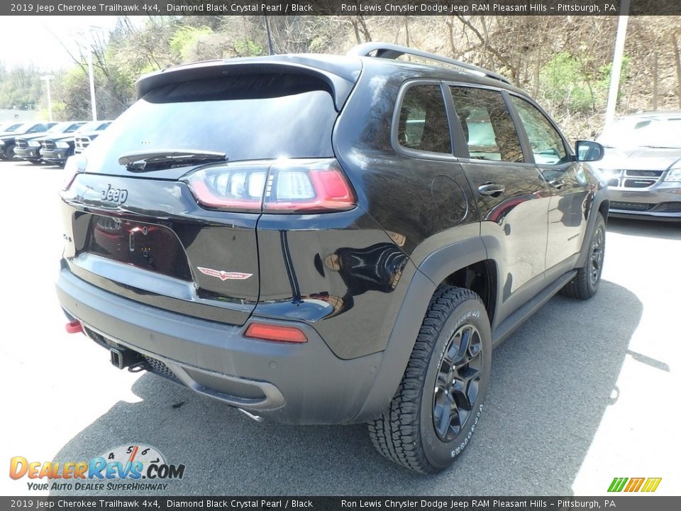 2019 Jeep Cherokee Trailhawk 4x4 Diamond Black Crystal Pearl / Black Photo #5