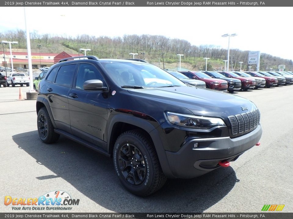 2019 Jeep Cherokee Trailhawk 4x4 Diamond Black Crystal Pearl / Black Photo #7