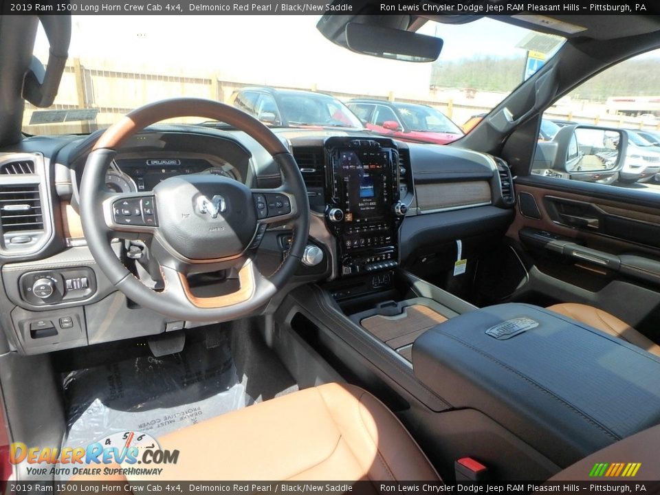 Front Seat of 2019 Ram 1500 Long Horn Crew Cab 4x4 Photo #12
