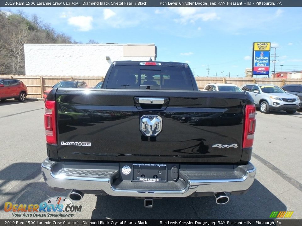 2019 Ram 1500 Laramie Crew Cab 4x4 Diamond Black Crystal Pearl / Black Photo #4