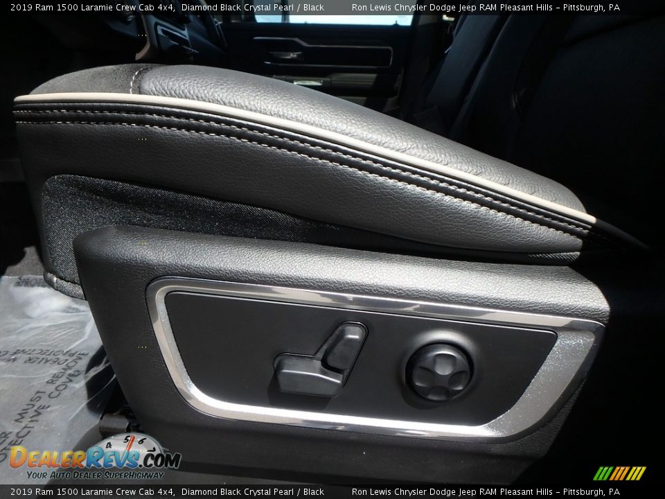 Controls of 2019 Ram 1500 Laramie Crew Cab 4x4 Photo #15