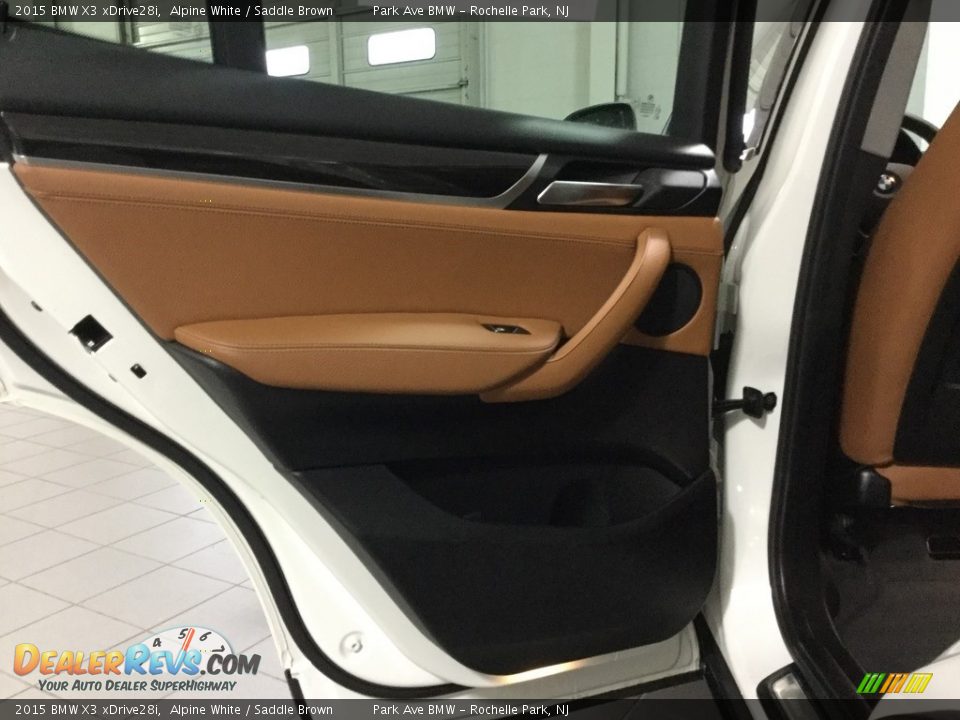 2015 BMW X3 xDrive28i Alpine White / Saddle Brown Photo #12