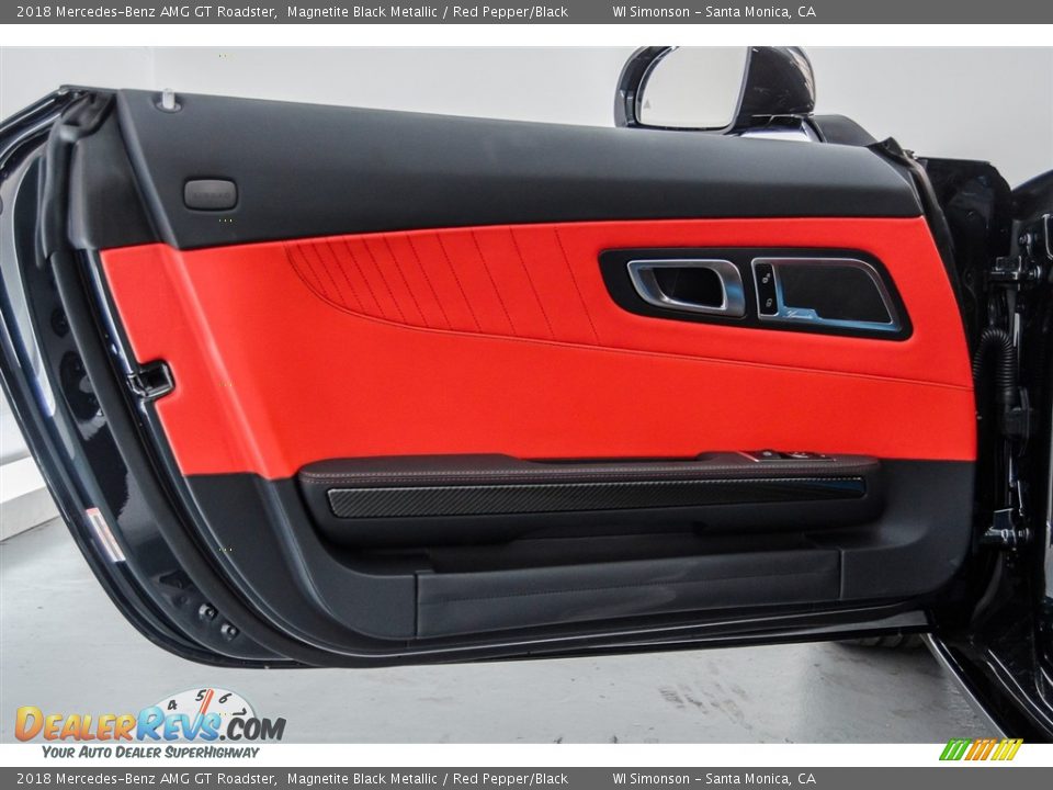 Door Panel of 2018 Mercedes-Benz AMG GT Roadster Photo #23