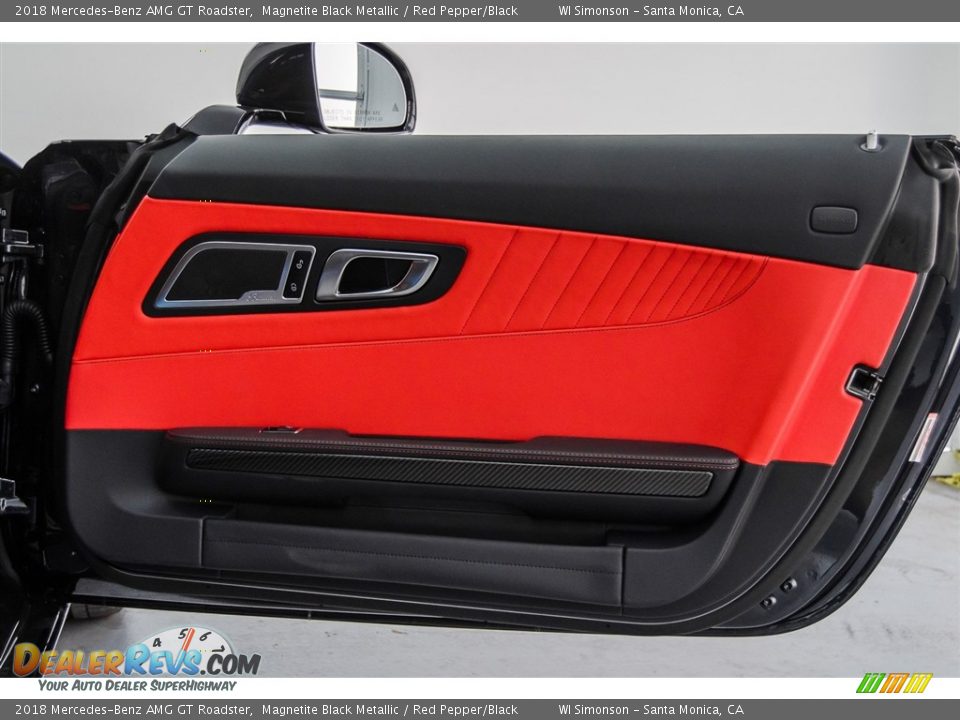 Door Panel of 2018 Mercedes-Benz AMG GT Roadster Photo #29