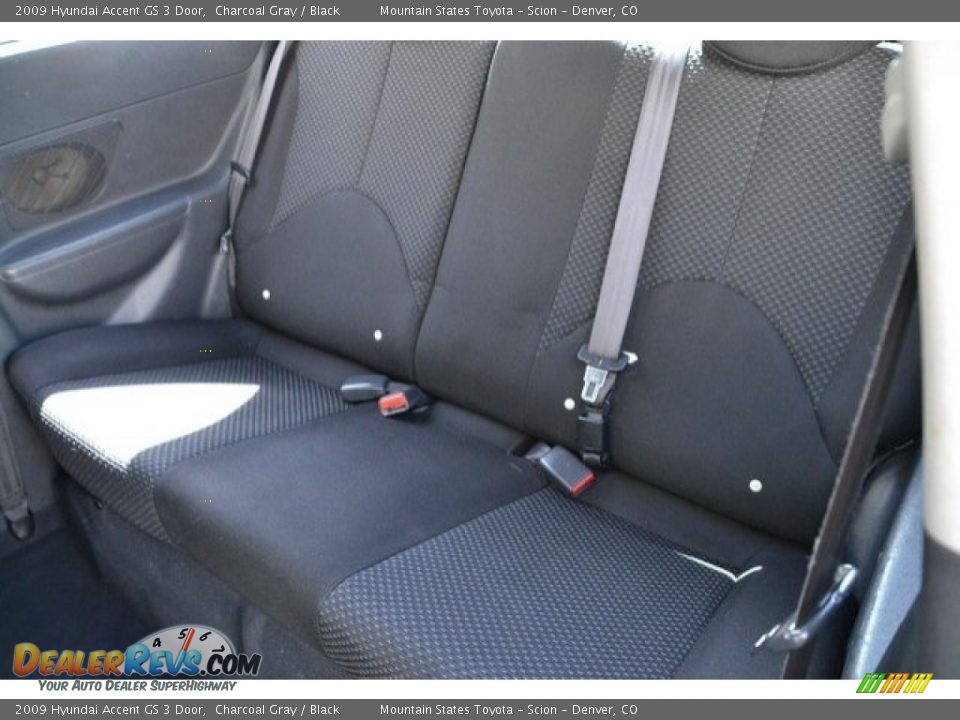 2009 Hyundai Accent GS 3 Door Charcoal Gray / Black Photo #22