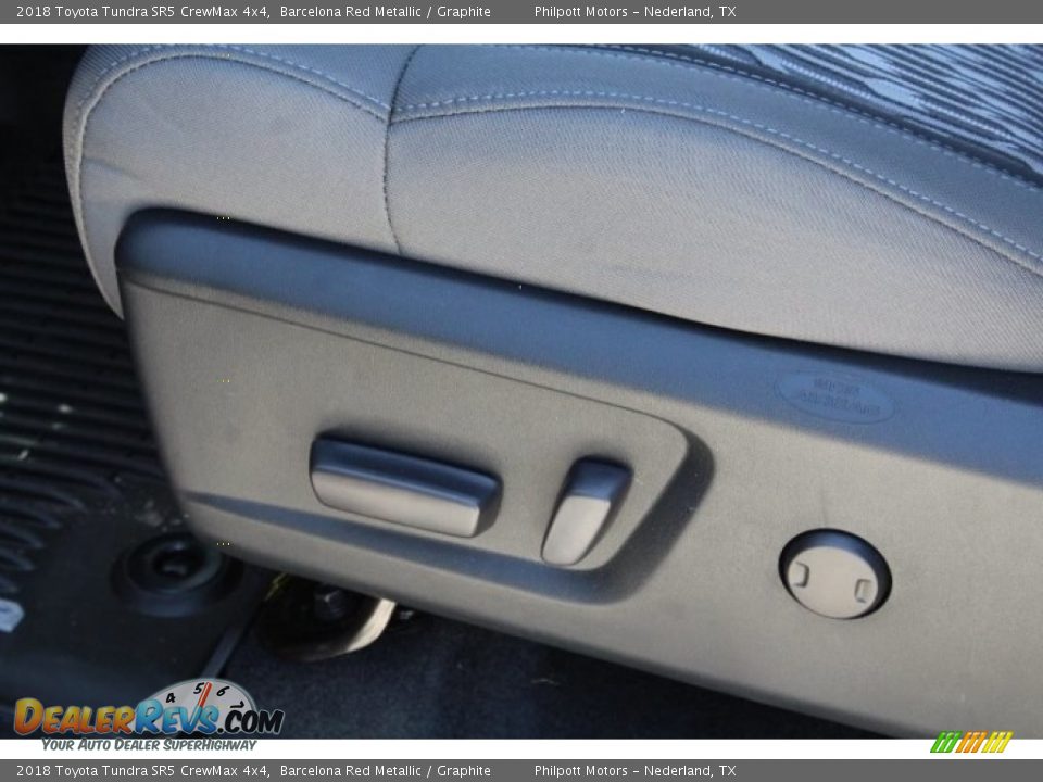 2018 Toyota Tundra SR5 CrewMax 4x4 Barcelona Red Metallic / Graphite Photo #16