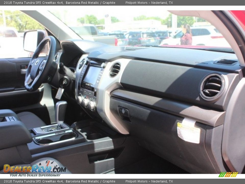 2018 Toyota Tundra SR5 CrewMax 4x4 Barcelona Red Metallic / Graphite Photo #34