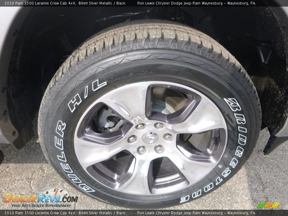 2019 Ram 1500 Laramie Crew Cab 4x4 Billett Silver Metallic / Black Photo #9