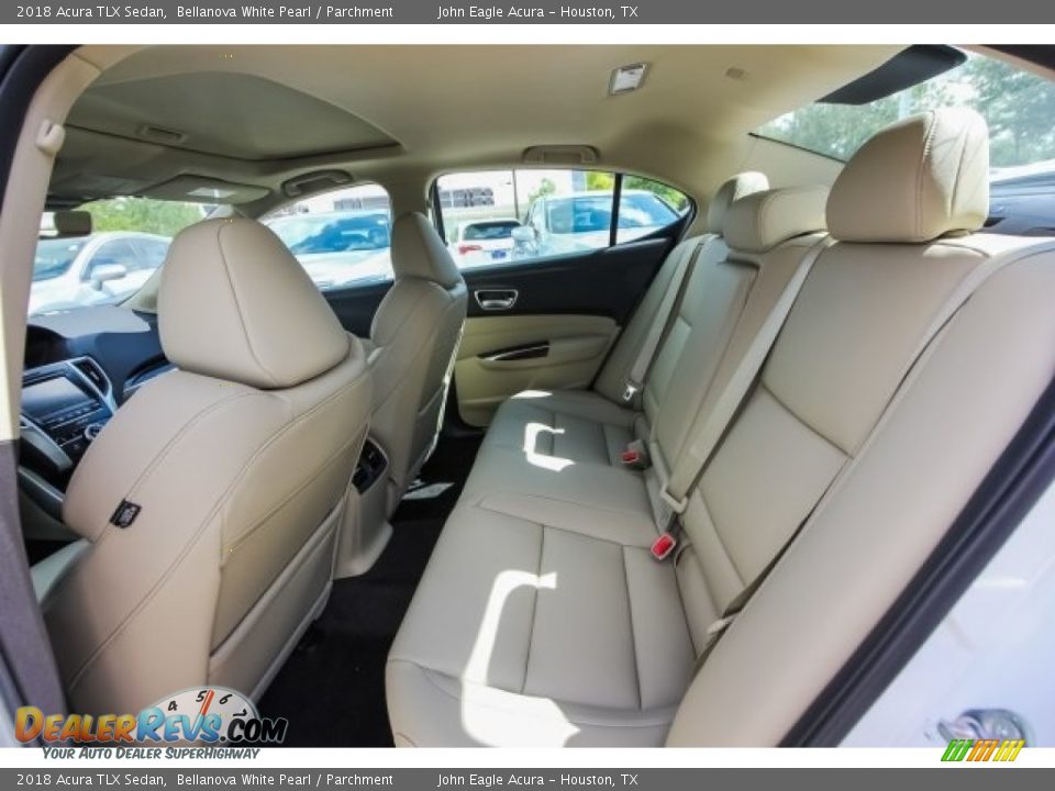 2018 Acura TLX Sedan Bellanova White Pearl / Parchment Photo #20