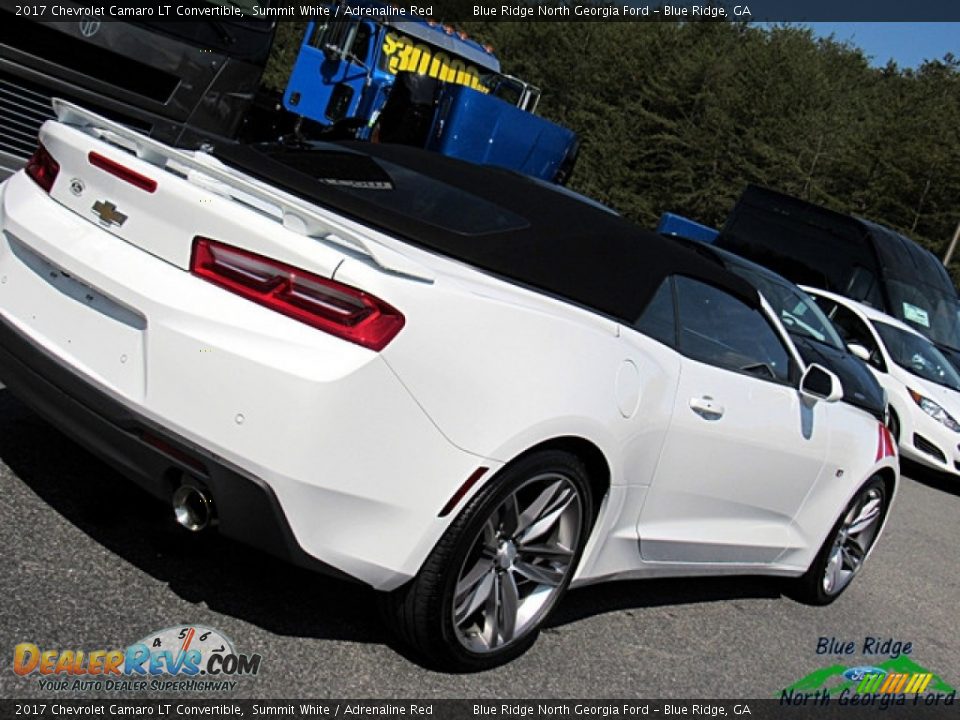 2017 Chevrolet Camaro LT Convertible Summit White / Adrenaline Red Photo #33