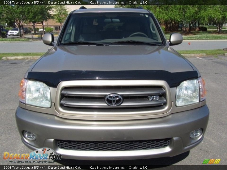 2004 Toyota Sequoia SR5 4x4 Desert Sand Mica / Oak Photo #5