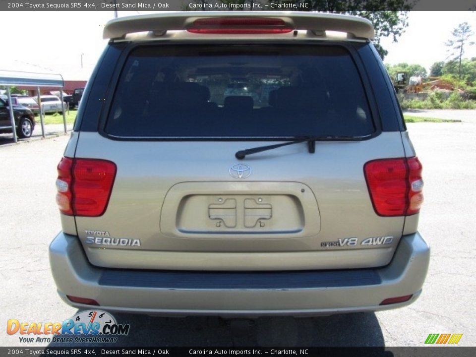 2004 Toyota Sequoia SR5 4x4 Desert Sand Mica / Oak Photo #9