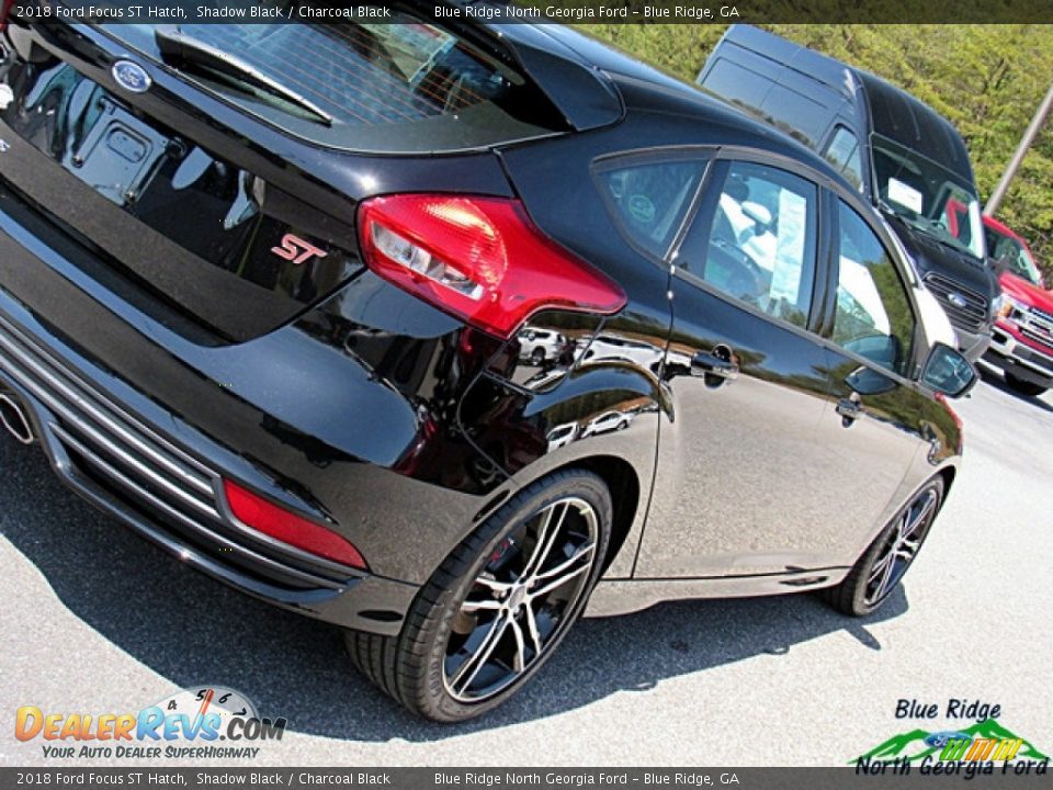 2018 Ford Focus ST Hatch Shadow Black / Charcoal Black Photo #35
