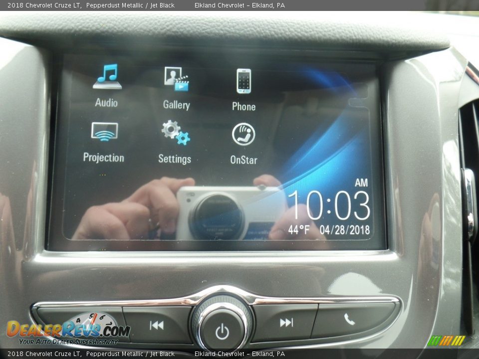 2018 Chevrolet Cruze LT Pepperdust Metallic / Jet Black Photo #26