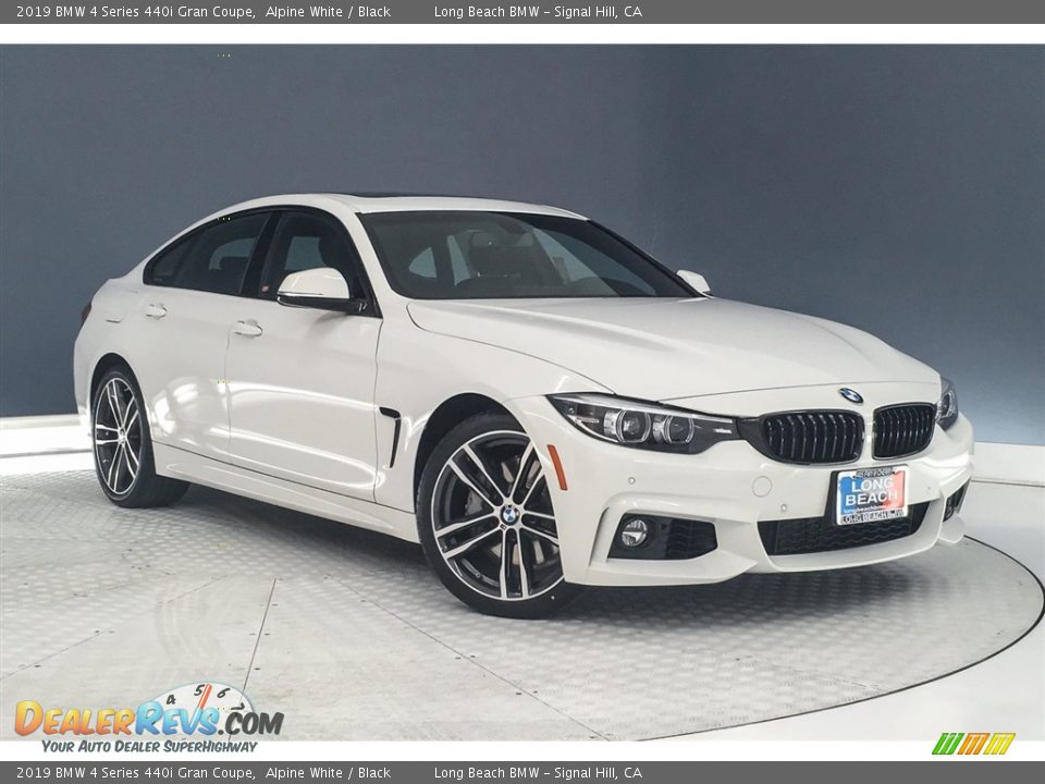 Front 3/4 View of 2019 BMW 4 Series 440i Gran Coupe Photo #12