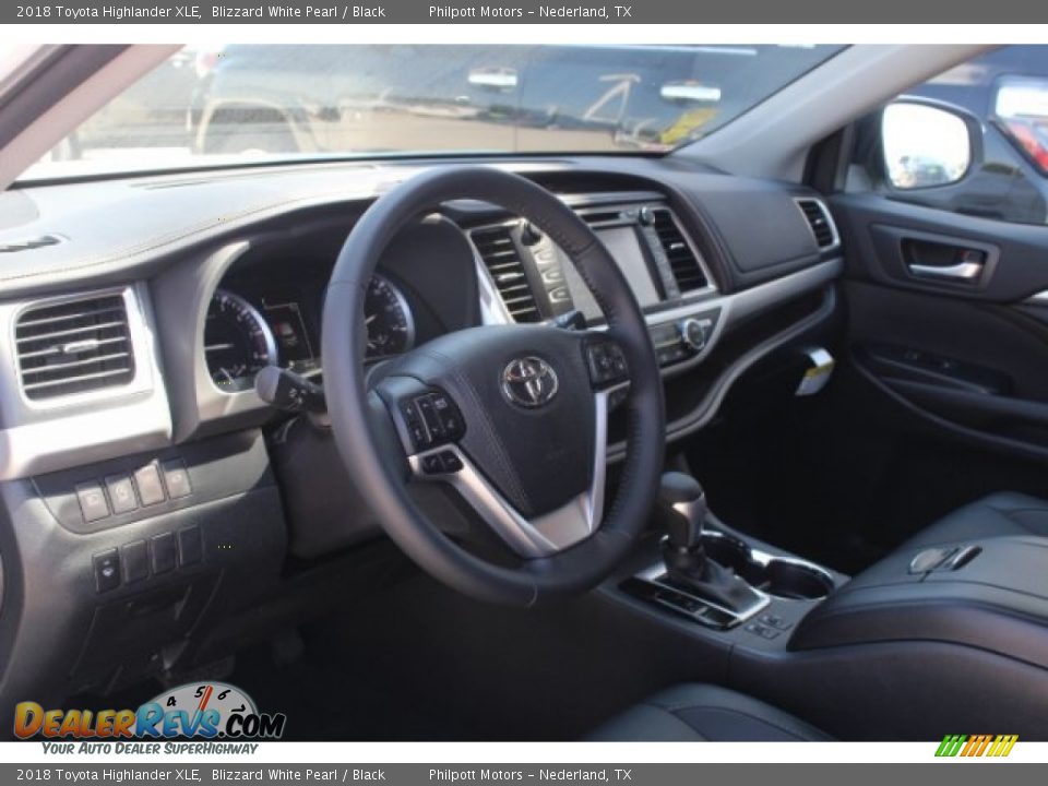 2018 Toyota Highlander XLE Blizzard White Pearl / Black Photo #12
