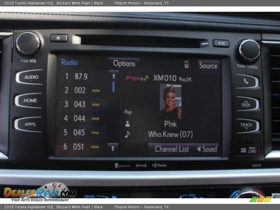 2018 Toyota Highlander XLE Blizzard White Pearl / Black Photo #17