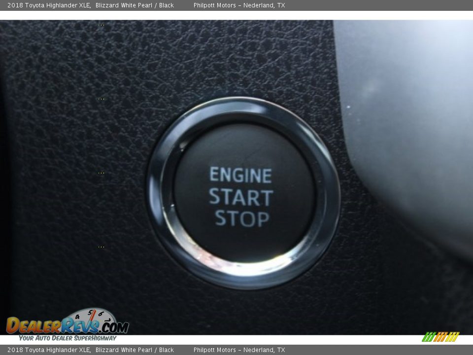 2018 Toyota Highlander XLE Blizzard White Pearl / Black Photo #21