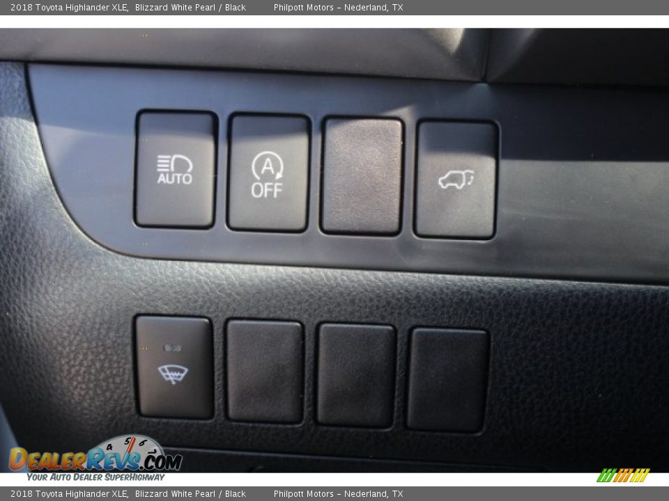 2018 Toyota Highlander XLE Blizzard White Pearl / Black Photo #23