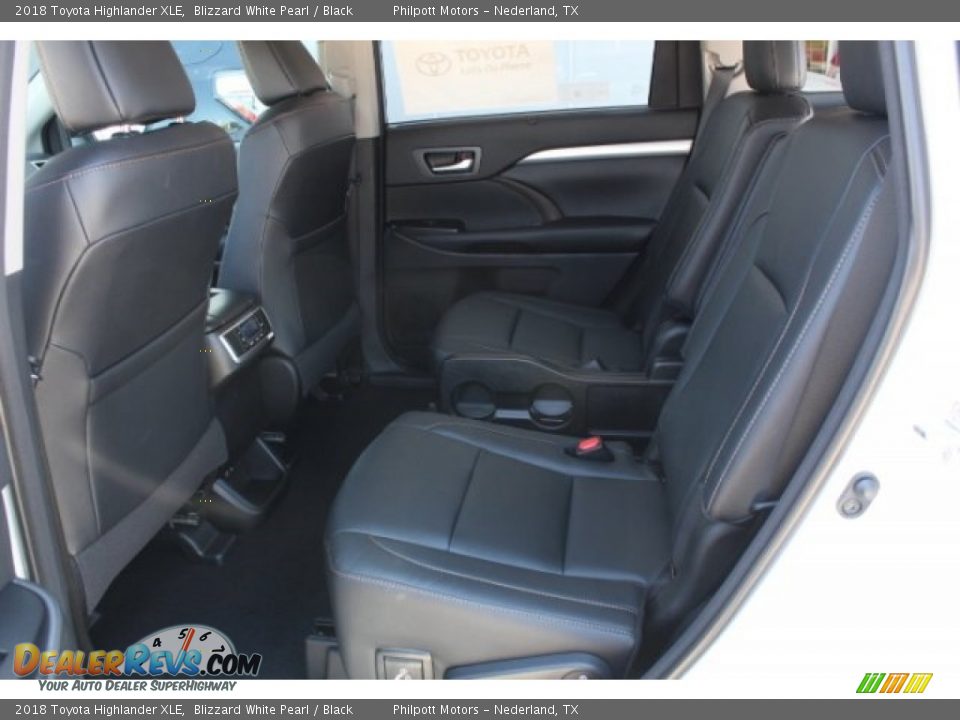2018 Toyota Highlander XLE Blizzard White Pearl / Black Photo #25
