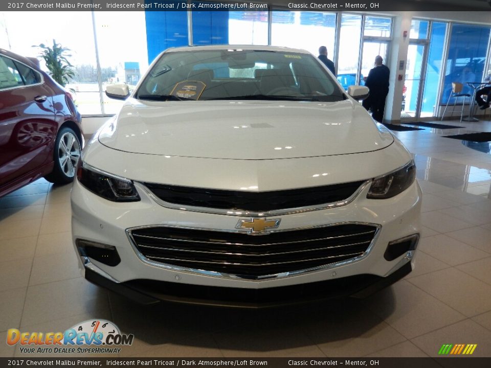 2017 Chevrolet Malibu Premier Iridescent Pearl Tricoat / Dark Atmosphere/Loft Brown Photo #2