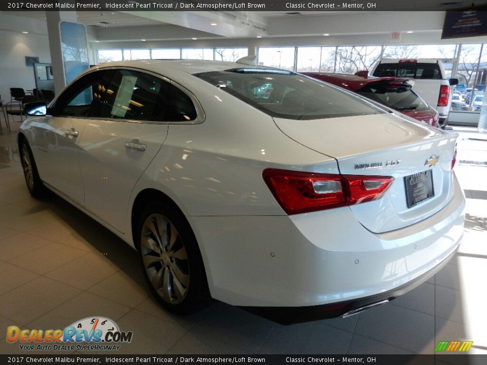 2017 Chevrolet Malibu Premier Iridescent Pearl Tricoat / Dark Atmosphere/Loft Brown Photo #5