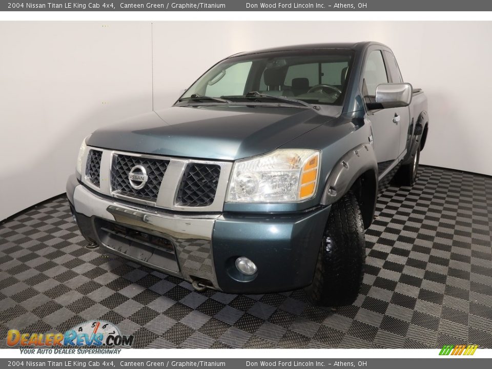 2004 Nissan Titan LE King Cab 4x4 Canteen Green / Graphite/Titanium Photo #6