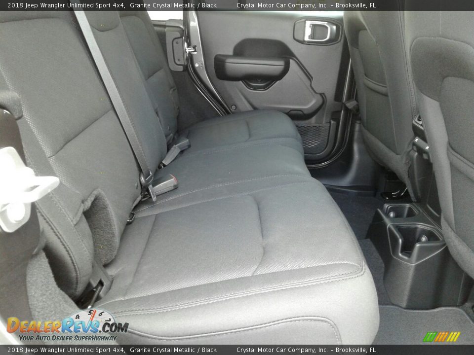 2018 Jeep Wrangler Unlimited Sport 4x4 Granite Crystal Metallic / Black Photo #10