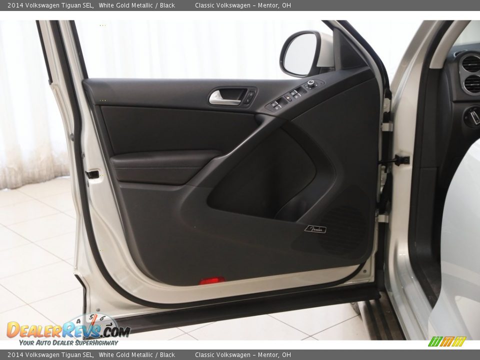 2014 Volkswagen Tiguan SEL White Gold Metallic / Black Photo #4