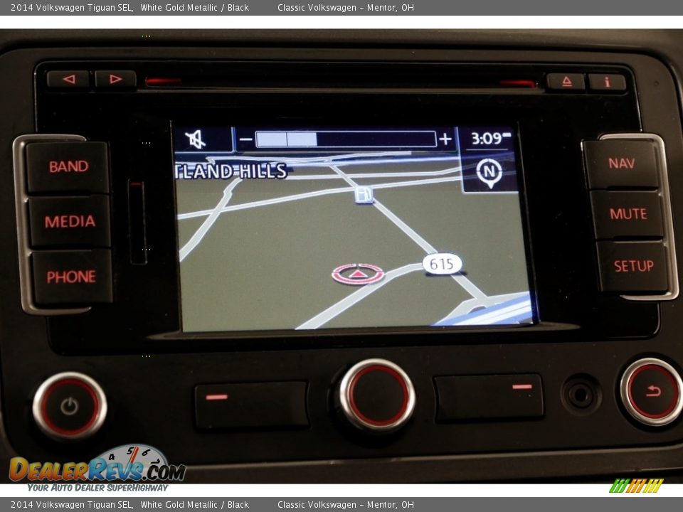 2014 Volkswagen Tiguan SEL White Gold Metallic / Black Photo #9