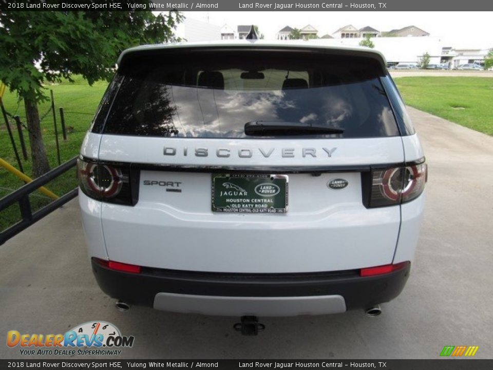 2018 Land Rover Discovery Sport HSE Yulong White Metallic / Almond Photo #8