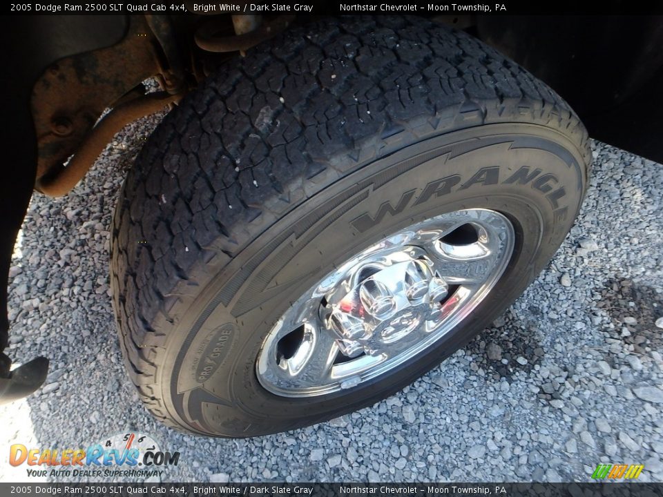 2005 Dodge Ram 2500 SLT Quad Cab 4x4 Bright White / Dark Slate Gray Photo #7