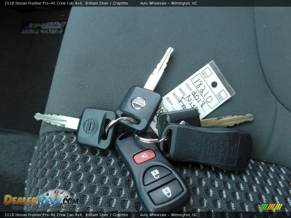 Keys of 2018 Nissan Frontier Pro-4X Crew Cab 4x4 Photo #20