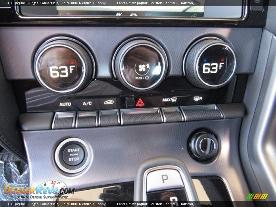 Controls of 2018 Jaguar F-Type Convertible Photo #31