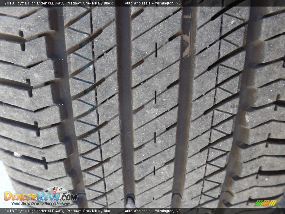 2018 Toyota Highlander XLE AWD Predawn Gray Mica / Black Photo #9